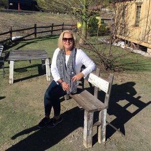 Meet your Posher, Lori